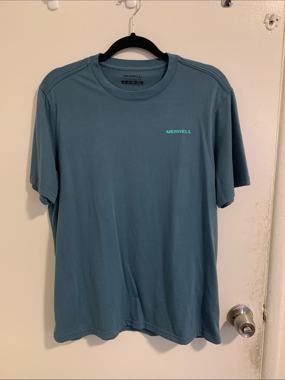 Men’s merrell tee! Blue